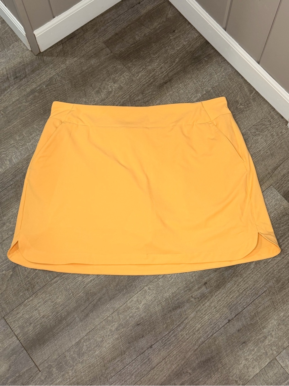Walter Hagen Women's Performance 11 Lightweight Golf Skort XL Sunset Orange